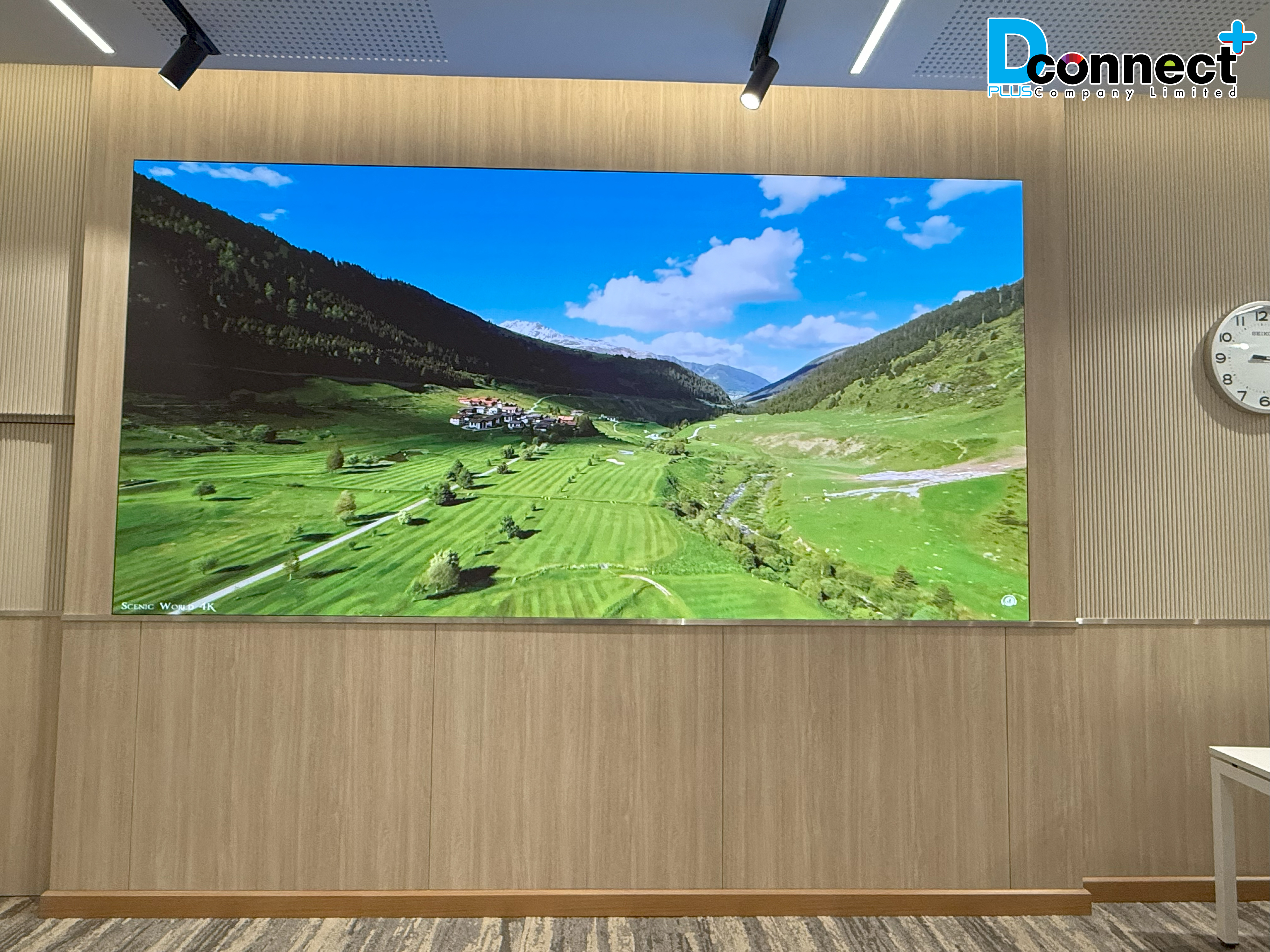 COP27 Debrief “Indoor 55inch Touch-Screen Vertical Kiosk